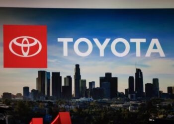 Toyota chute