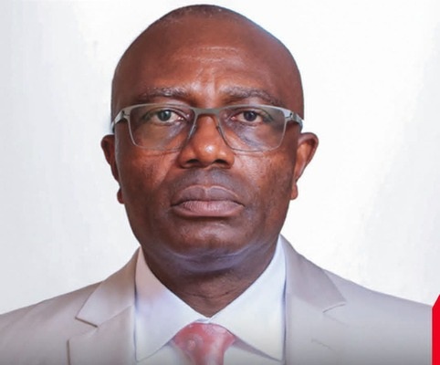 Alain Symphorien Ndzana Biloa, Juriste et inspecteur principal des impôts