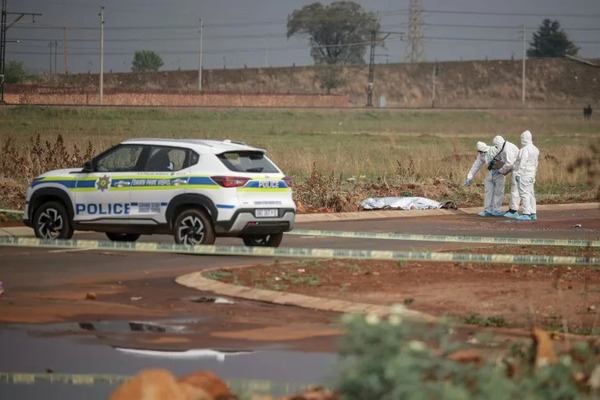 Neuf corps de femmes découverts à Johannesburg